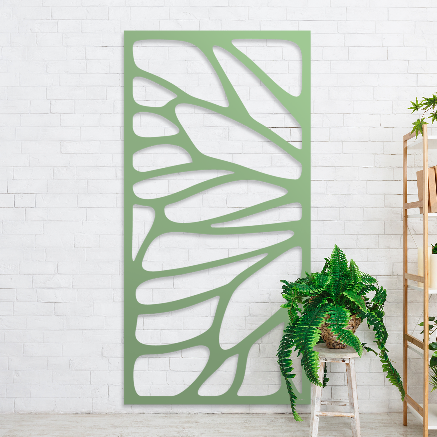 Bee Wing Metal Garden Screen: Quality You Can Count On